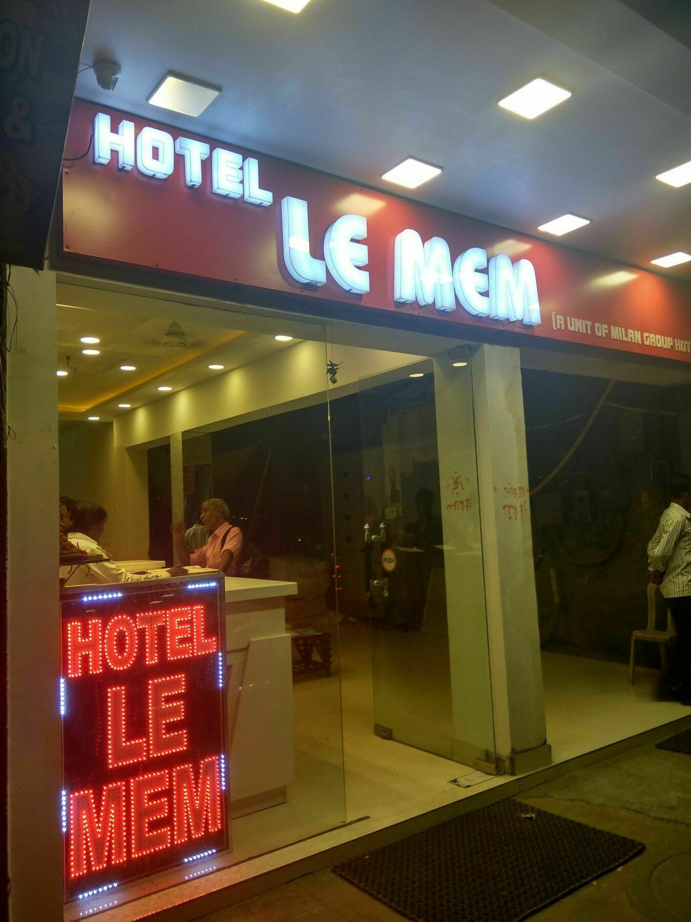 Hotel Le Mem Delhi  Eksteriør bilde